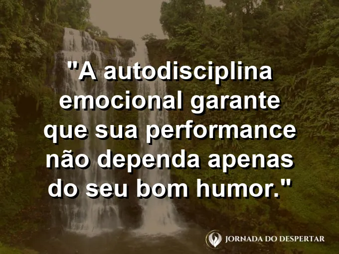 Relógio de pulso marcando o tempo com precisão em um escritório com frase sobre autodisciplina.