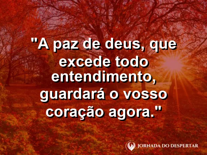Superfície de um lago calmo refletindo o céu azul com texto sobre paz de Deus.