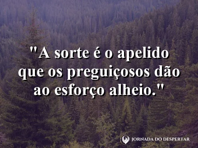 Uma medalha de ouro sobre uma mesa de madeira rústica.