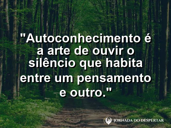 Uma gota d'água caindo em um lago parado criando ondas perfeitas.