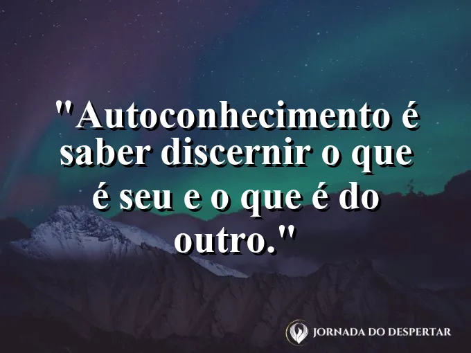 Alguém separando pedras preciosas de cascalho comum.