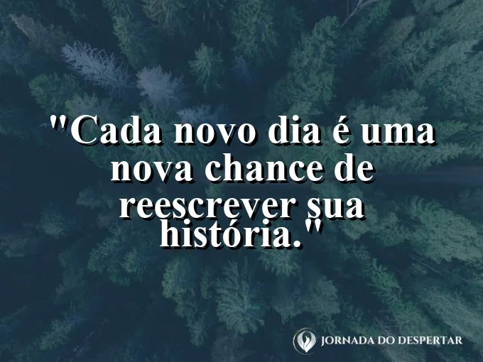 Nascer do sol refletido nas janelas de uma cidade moderna.