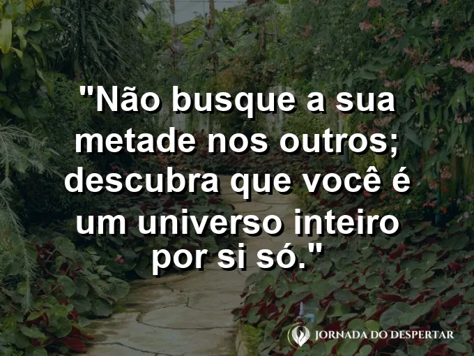 Galáxias coloridas formando um padrão circular e infinito.