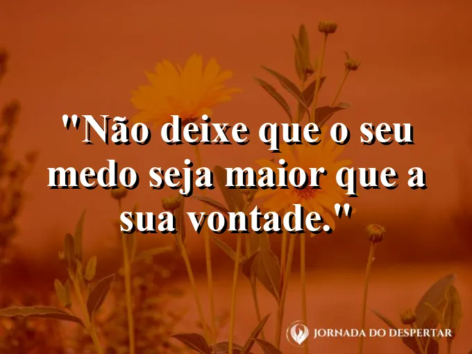 Alguém segurando firme o volante de um carro em uma estrada curva.