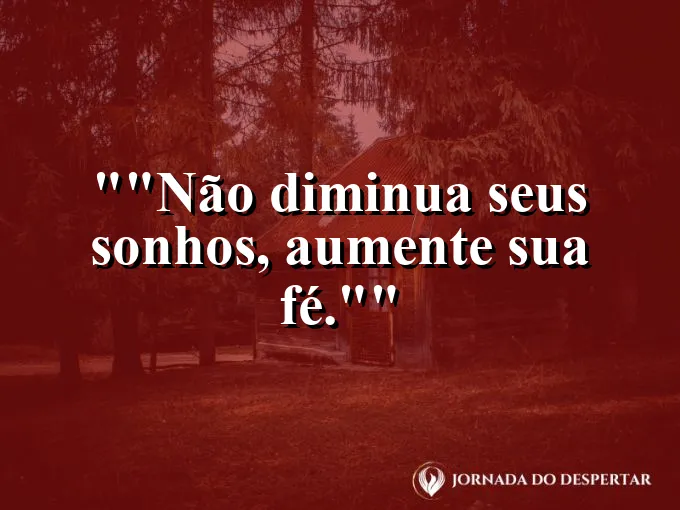 Alguém apontando para uma montanha alta sob um céu azul.