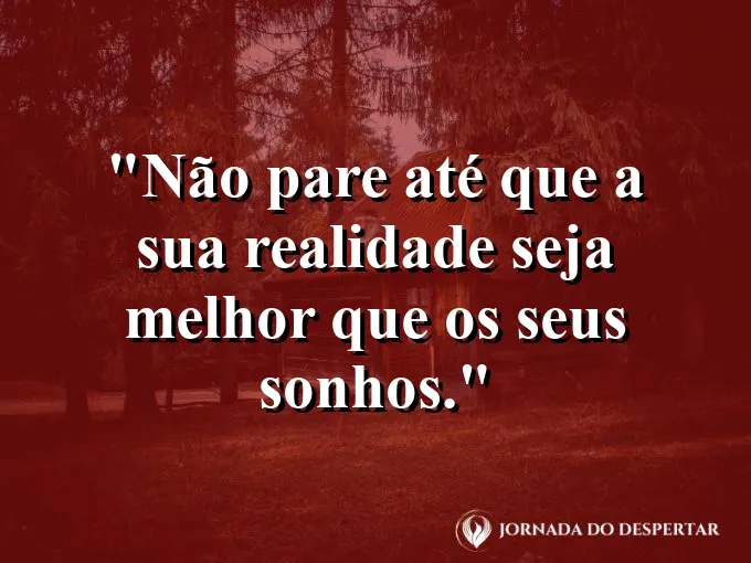 Pessoa olhando através da janela de um escritório moderno.
