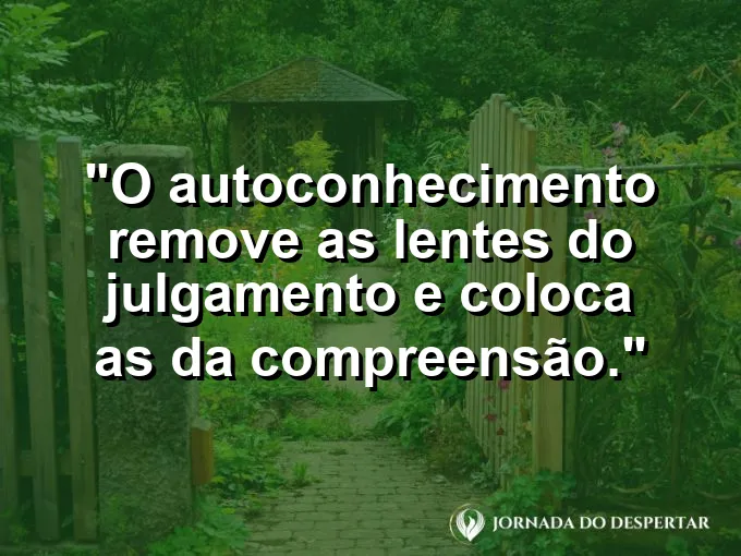Um microscópio observando uma pétala de flor detalhadamente.