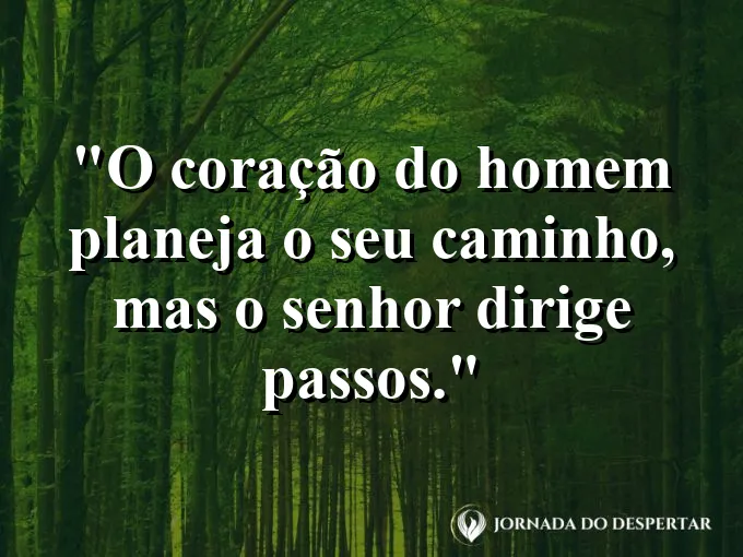 Bússola sobre um mapa de navegação antigo com frase sobre a direção divina para os passos.