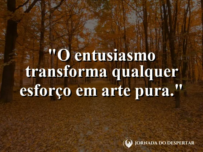 Artesão trabalhando em uma peça de cerâmica.