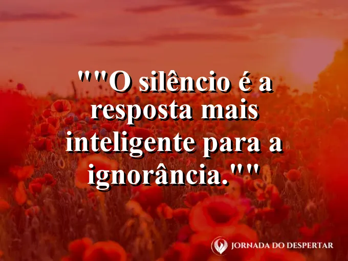 Pessoa fazendo sinal de silêncio com um olhar sereno.