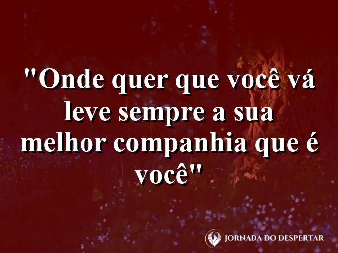 ATRIBUTO ALT DA IMAGEM COM A FRASE: Uma pessoa caminhando alegremente por uma estrada deserta com uma mochila e um sorriso no rosto.