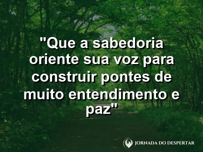 Livro antigo aberto com páginas que brilham sob a luz suave de uma janela lateral hoje.