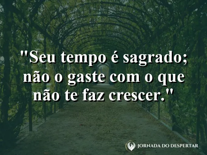 Relógio de pulso clássico sendo consultado por alguém focado.
