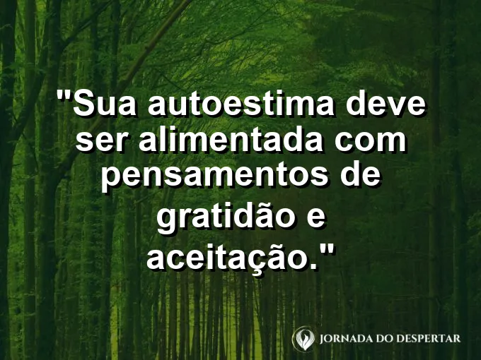 Uma mão escrevendo em um diário sob a luz matinal.