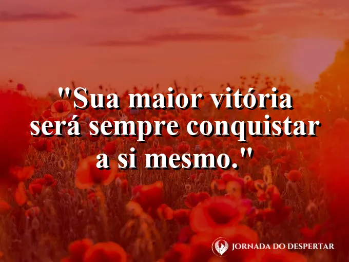 Alguém no topo de uma montanha respirando o ar da manhã.