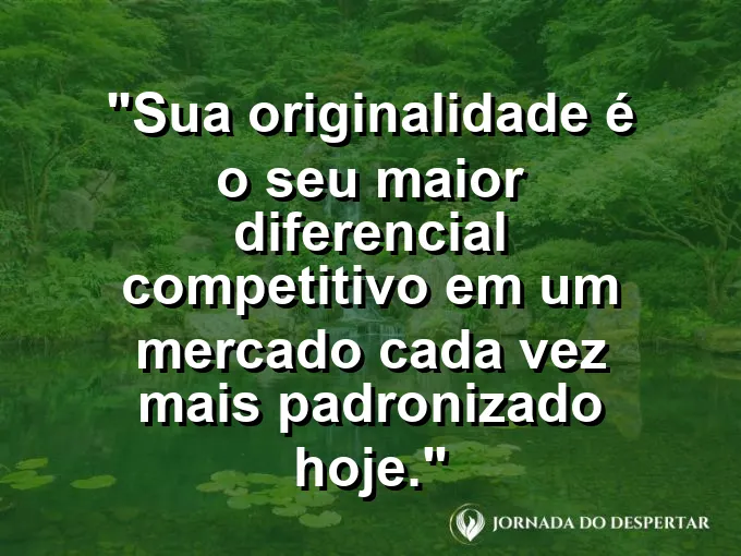 Uma peça de xadrez colorida e vibrante destacando-se entre várias outras peças cinzas e iguais em um tabuleiro.