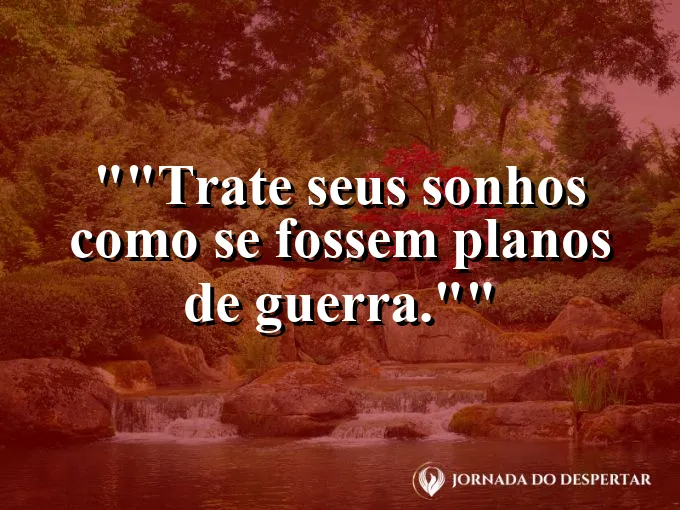 Mapa tático sobre uma mesa de madeira escura.