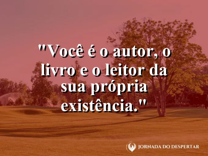 Pena de escrever e tinta sobre um pergaminho envelhecido.